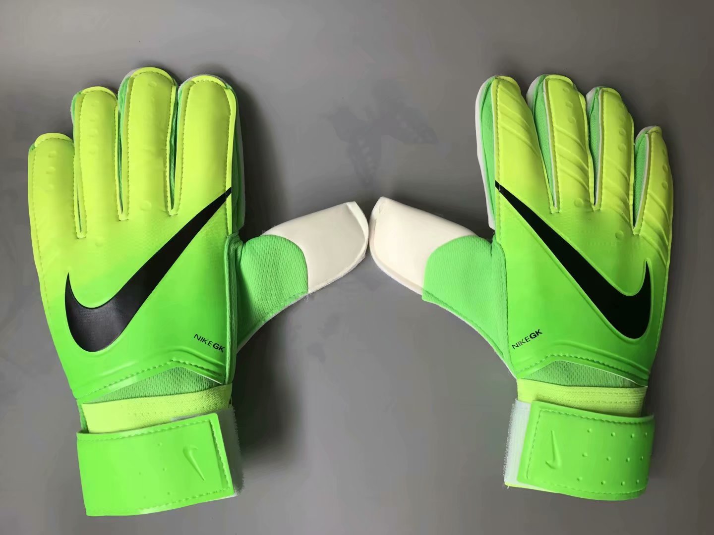 Soccer Gloves-15